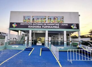 Disputa eleitoral compromete serviços essenciais para crianças autistas em Parintins