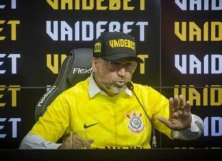 Grupo de conselheiros do Corinthians solicita impeachment do presidente Augusto Melo