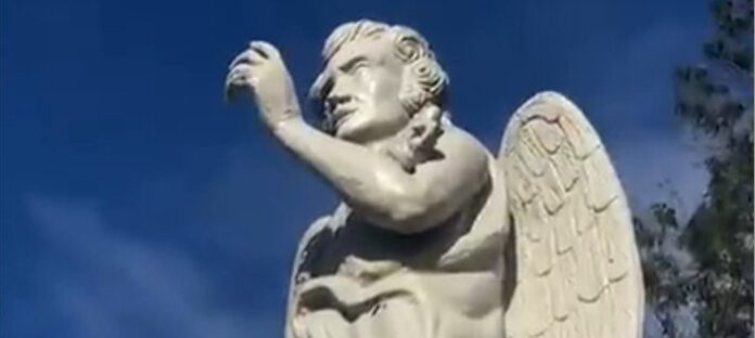 imagem-estatua-de-lucifer-foto-e1723555886935