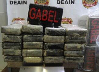 Suspeitos de tráfico em voo da Latam com 90 kg de cocaína são presos pela PF