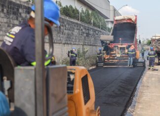 Asfalta Amazonas avança na capital e chega ao bairro Colônia Santo Antônio, na zona norte