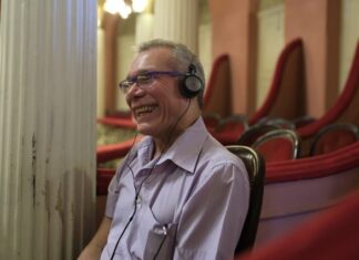 Dia Nacional da Luta da Pessoa com Deficiência: Teatro Amazonas é pioneiro na inclusão