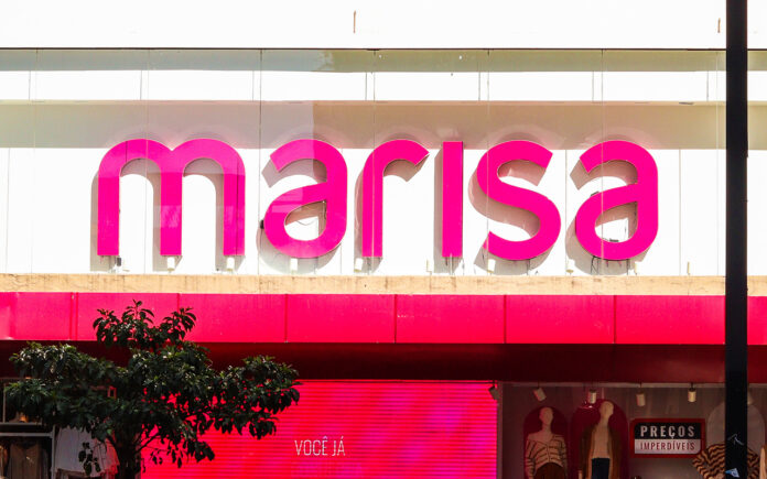 Loja de varejo marisa na avenida paulista. Foto feita em São Pa