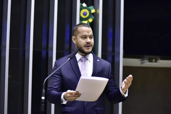 Dep-Adail-Filho-e1701969020832