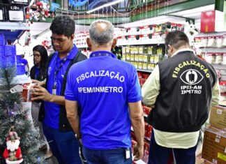 Ipem-AM deflagra operação ‘Natal Seguro’ e apreende mais de 2,5 mil produtos irregulares no comércio de Manaus