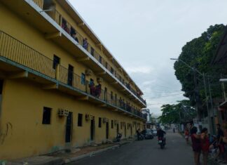 Venezuelano é morto a facadas no Natal durante briga em quitinete na zona Norte de Manaus