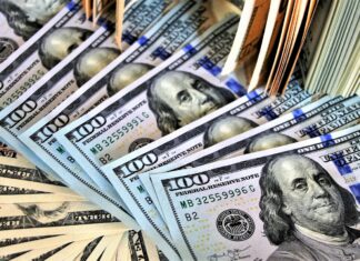 Moeda americana cai a R$ 5,39 em dia de apostas por redução de juros pelo Federal Reserve