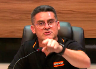 Decisão judicial trava aumento de salários do prefeito David Almeida, seu vice e secretários municipais