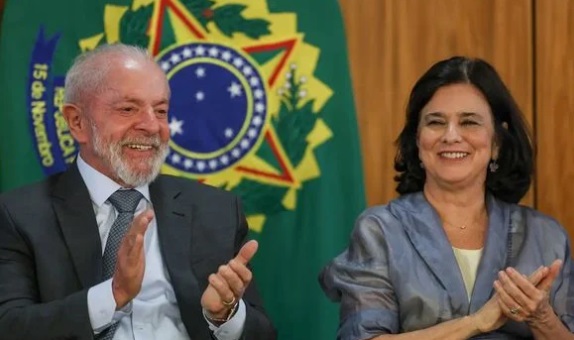 demissão