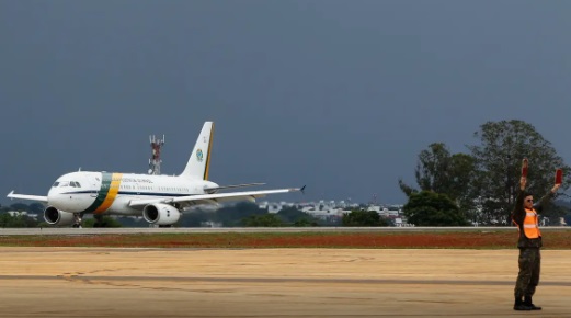 avião
