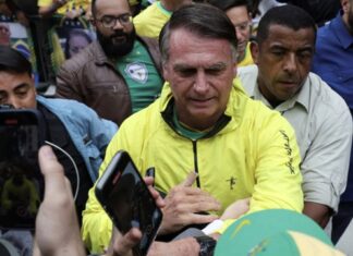 Bolsonaro indica Tarcísio e aliados como testemunhas em ação sobre tentativa de golpe