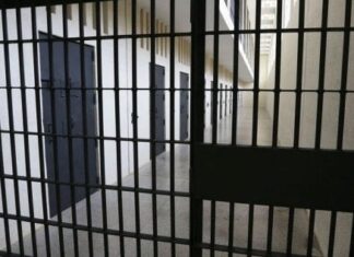 PCC e Comando Vermelho rompem trégua, indicam mensagens interceptadas por autoridades