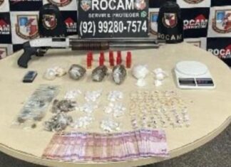 Polícia apreende drogas, escopeta e munições após traficantes fugirem em Manaus