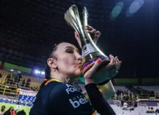 Jogadora Tiffany é campeã da Superliga e se torna a primeira mulher trans a vencer o torneio