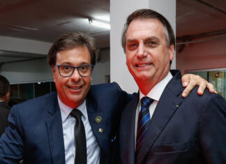 Ex-ministro de Bolsonaro é preso em Pernambuco por tentativa de obstrução de investigação, diz PF