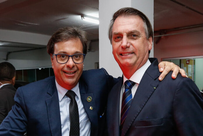 20201210093421_bolsonaro-gilson