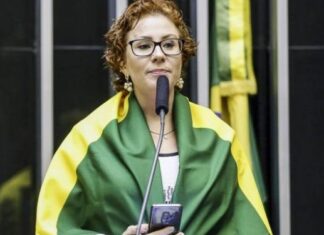 “Nem lembrava desse nome”, diz Lula sobre Carla Zambelli
