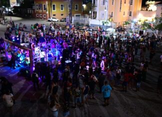 Caravana Beiradão invade o Largo São Sebastião com música de qualidade e muito humor