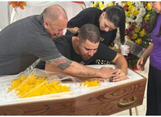 Marido com pernas quebradas se despede emocionado de esposa e bebê mortos em acidente na Djalma