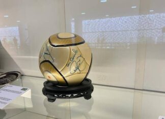 Moraes defende condenação por atos golpistas e furto de bola autografada no julgamento do STF