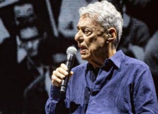 Chico Buarque de Holanda faz cirurgia com neurocirurgião, diz colunista