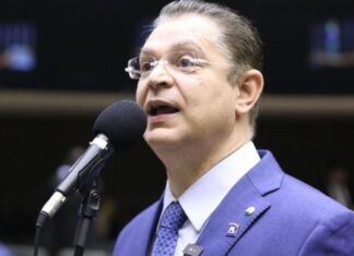 Líder do PL detalha estratégia com pauta “anti-STF” no Congresso