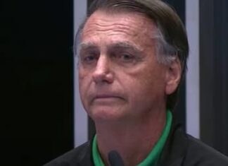 Após PGR pedir condenação, Bolsonaro chora em pleno Senado e pede ‘orações’