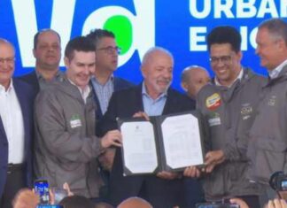 Lula anuncia quais favelas do país serão contempladas com R$ 800 milhões para urbanização