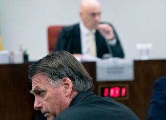 Plano de Moraes é mandar Bolsonaro cumprir pena na Papuda