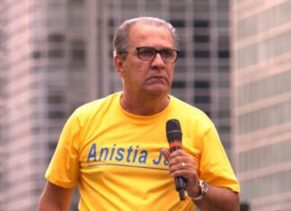 Moraes intima Malafaia após denúncia da PGR em ação do comandante do Exército