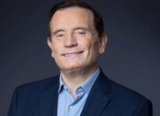 Roberto Cabrini tem volta confirmada ao SBT