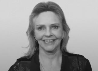 Morre aos 75 anos a cantora Angela Ro Ro