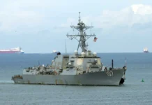 Navio de guerra americano chega a Trinidad e Tobago, ilha a apenas 11 km da Venezuela