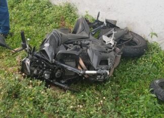 Motociclista morre após colidir contra muro na Avenida Efigênio Salles em Manaus