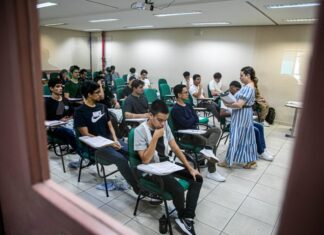 Milhares de candidatos dão início ao sonho de ingressar na UEA por meio do Vestibular 2025, acesso 2026