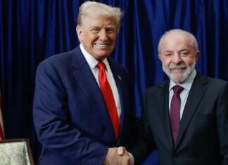 Trump não mencionou Bolsonaro em reunião com Lula, diz governo brasileiro