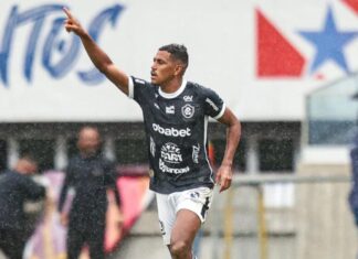 Remo bate o Goiás, conquista o acesso e volta à elite após mais de trinta anos
