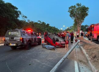 Duas pessoas morrem em acidente na Avenida do Turismo após possível disputa de racha; assista!