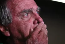 Advogados de Direita protocolam carta por “prisão humanitária” a Bolsonaro