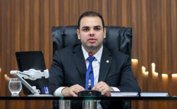 Presidente Roberto Cidade quer passe livre para estudantes da rede pública em dias de provas no Amazonas