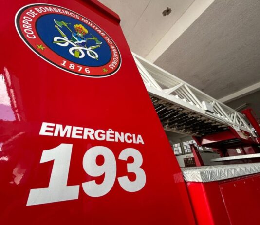 Cliente fica trancada em supermercado após encerramento das atividades e o Corpo de Bombeiros é acionado