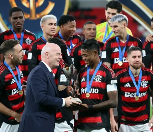 Premiações podem render ao Flamengo quase meio bilhão de reais em 2025