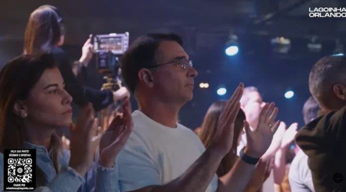 Flavio-Bolsonaro-na-Lagoinha-Orlando-Church