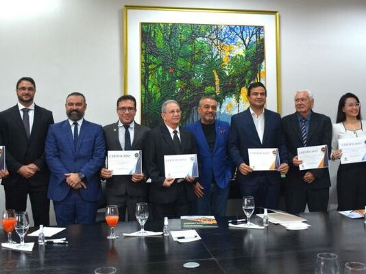 UEA recebe selo “Diamante” do TJAM