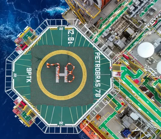 Petrobras amplia produção em Búzios com liberação da plataforma P-78