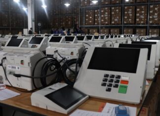 Caixas de papelão para urnas eletrônicas vão custar R$ 2 milhões ao TSE nas eleições de 2026