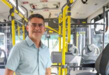 Prefeitura de Manaus, sob David Almeida, descumpre lei de gratuidade para famílias de PcDs