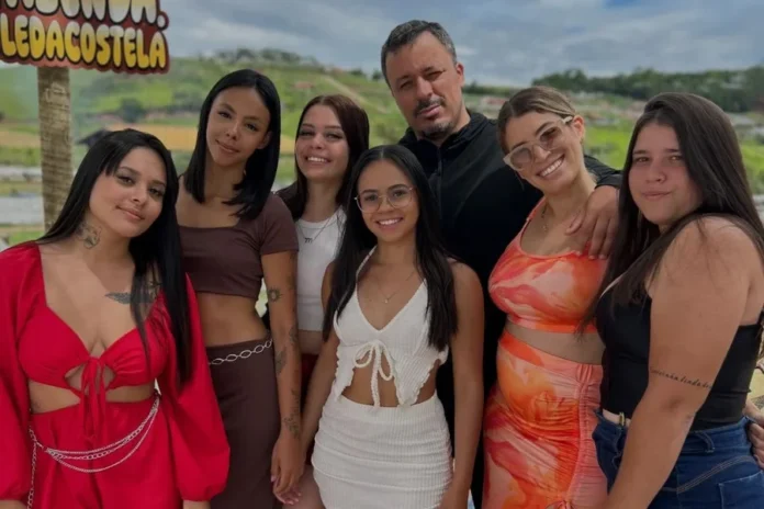 E-uma-desconstrucao-diz-gravida-que-divide-marido-com-5-mulheres