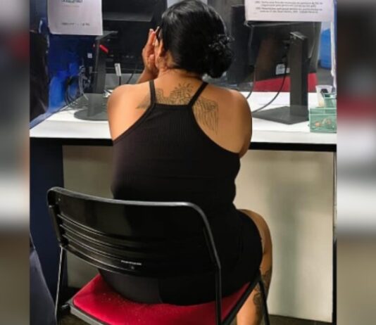 No dia do aniversário, mulher procurada pela Justiça acaba ‘comemorando’ atrás das grades