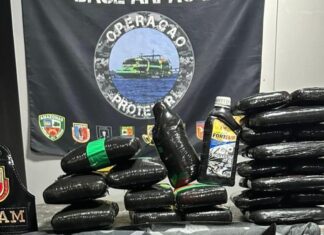 Ferry boat no Amazonas é interceptado com carga de drogas de R$ 1,7 milhão